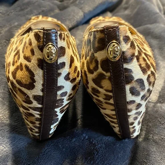 Ivanka Trump Leopard Print Peep Toe Wedge Leather Shoe Size 9 1/2 Leelas - Picture 10 of 10
